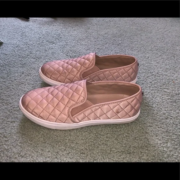 Steve Madden Slip On Sneaker - Picture 3 of 6